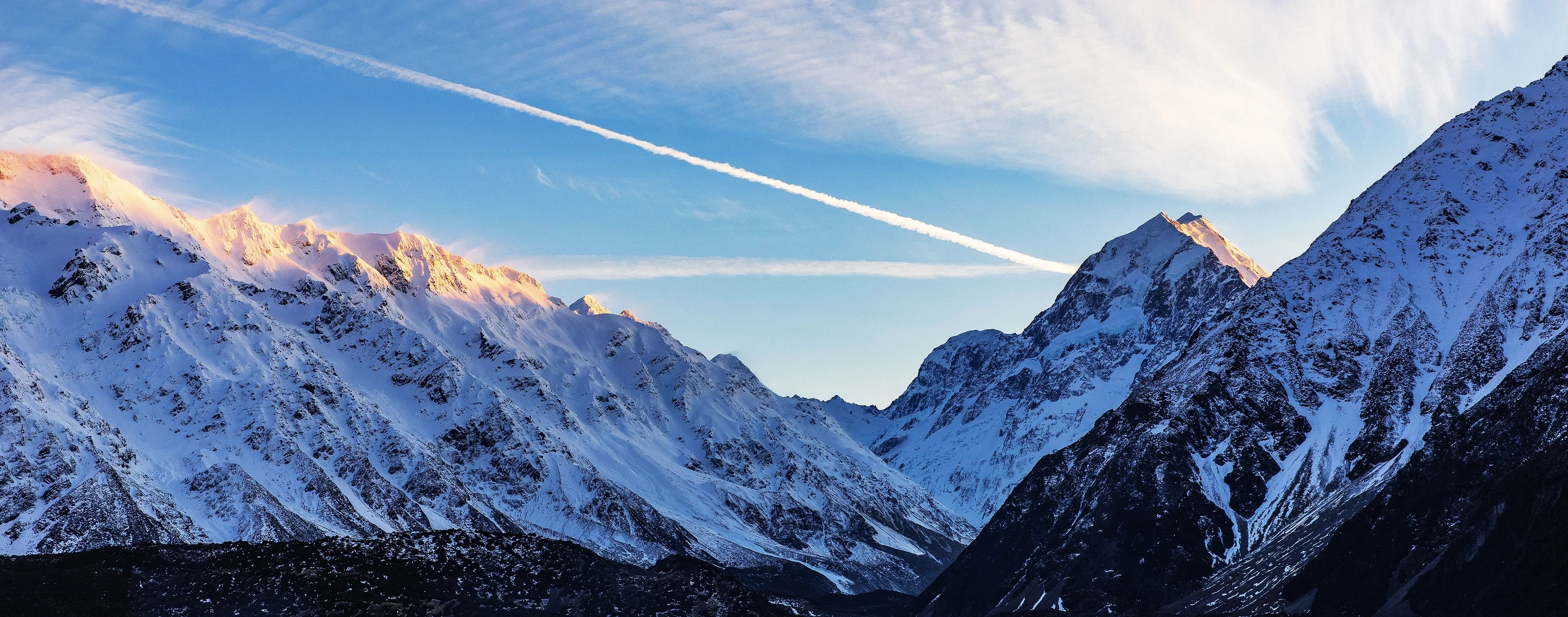 The Southern Alps above Aoraki / Mount Cook in morning light
